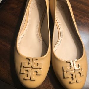 Brand New Tory Burch 7M Beige Melinda Flats